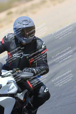 media/Mar-24-2025-Moto Forza (Mon) [[57ce5c5cff]]/3-Beginner Group/Session 3 (Turn 6 Inside)/